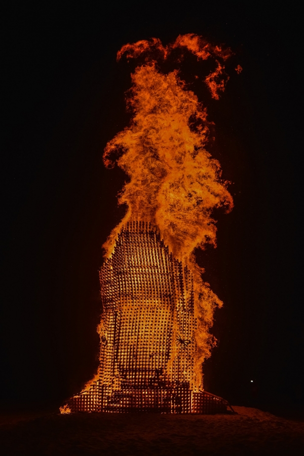 권정호, 불타는 욕망, 2018, wood, fire, 500×600×600cm, 평창동계올림픽기념 FAF2