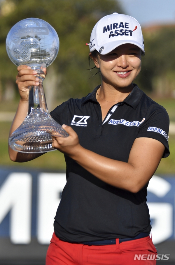 김세영(26)이 25일(한국시간) 미국 플로리다주 네이플스의 티뷰론 골프클럽(파72)에서 열린 미국여자프로골프(LPGA) 투어 시즌 최종전 CME 그룹 투어 챔피언십 4라운드에서 우승을 차지했다.