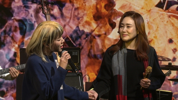 13일 방송되는 EBS 1TV '스페이스 공감'에 출연한 가수 주현미와 딸 임수연 (사진 = EBS) 2021.2.8. photo@newsis.com
