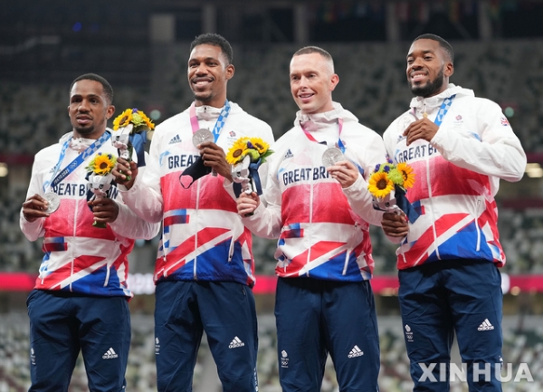 2020 도쿄올림픽 육상 남자 400m 계주에서 은메달을 딴 영국 대표팀. 2021.08.07