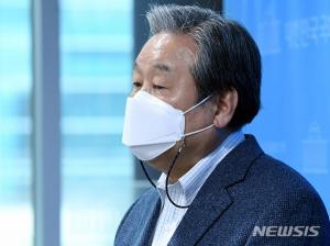 'Fake fisherman Benz suspicion' Kim Moo-seong, additional charges of bribery thumbnail